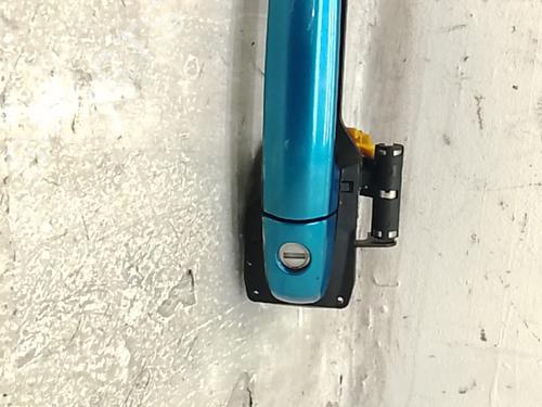 Used Front left exterior door handle Front left exterior door handle 37159931 37159931