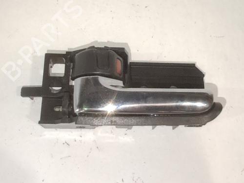 Used Front left interior door handle Front left interior door handle 38418520 38418520