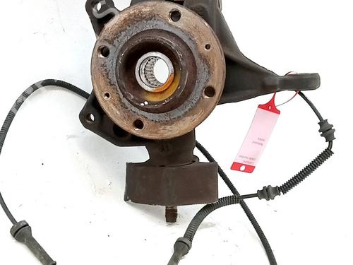 Used Left front steering knuckle Left front steering knuckle CITROËN C5 II (RC_) 1.6 HDi (RC8HZB) (109 hp) 35807582 35807582