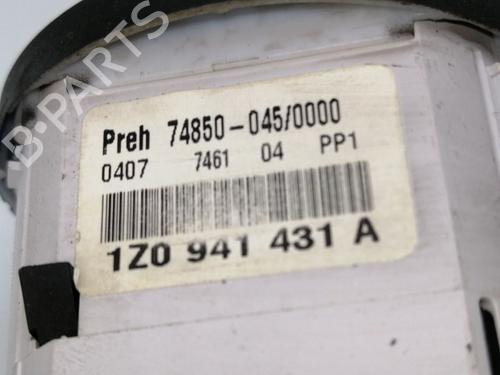Headlight switch SKODA OCTAVIA II (1Z3) 2.0 TDI RS | BP23387555I24 