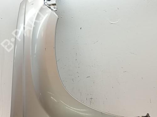Used Right front fenders Right front fenders 37875328 37875328