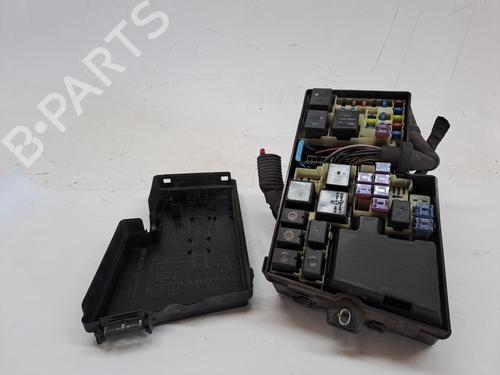 Used Fuse box MAZDA CX-7 (ER) 2.2 MZR-CD AWD (ER10A) (173 hp) 23975098