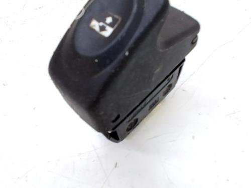 Used Right front window switch Right front window switch RENAULT KANGOO (KC0/1_) 1.5 dCi (KC08, KC09) (82 hp) 34268116 34268116