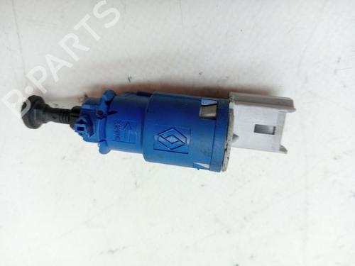 Used Electronic sensor RENAULT CLIO III (BR0/1, CR0/1) 1.5 dCi (BR17, CR17) (86 hp) 23356024