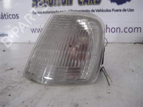 Used Left front indicator PEUGEOT 405 II (4B) 1.8 (101 hp) 25915537