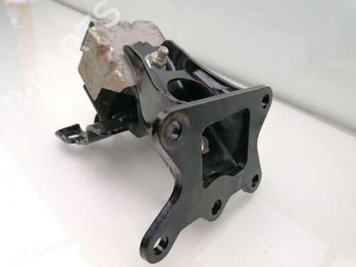 Used Engine mount NISSAN NAVARA NP300 Pickup (D23, D23T) 2.3 dCi 4x4 (D231) (163 hp) 23937462