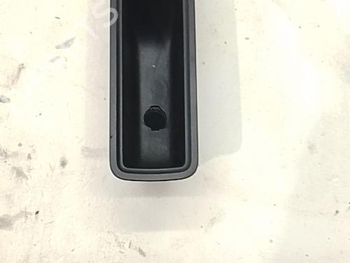 Used Right rear window switch Right rear window switch 38419741 38419741