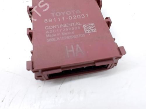 Used Electronic module Electronic module TOYOTA COROLLA Estate (_E21_) 1.8 Hybrid (ZWE211W) (122 hp) 33763527 33763527