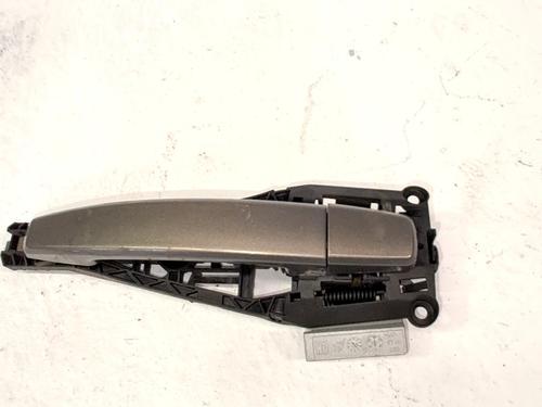 rear-left-exterior-door-handle-opel-meriva-b-mpv-s10-2010-2011-2012-2013-2014-2015-2016-2017-34393203 main image
