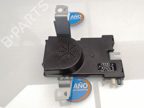 Used Antenna/Base AUDI A3 (8P1) 2.0 TDI 16V (140 hp) 24188054