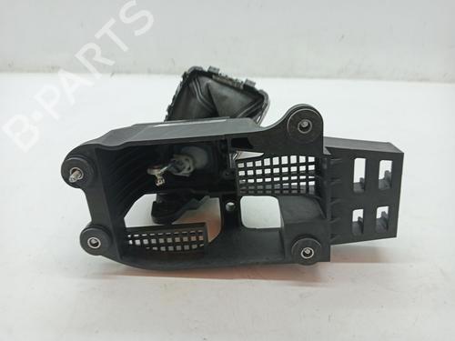 Used Gear lever OPEL ASTRA K (B16) 1.0 Turbo (68) (105 hp) 23360338