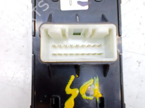 Left front window switch KIA XCEED (CD) 1.6 CRDi 136 | BP37590509I27 - Image 2