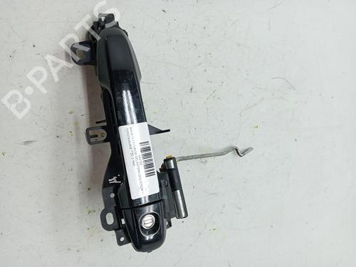 Used Front left exterior door handle TOYOTA AURIS (_E18_) 1.4 D-4D (NDE180_, NDE180R) (90 hp) 23354978