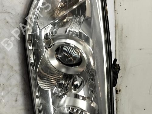 Used Right headlight Right headlight CHEVROLET CAPTIVA (C100, C140) 2.0 D (126 hp) 32978171 32978171