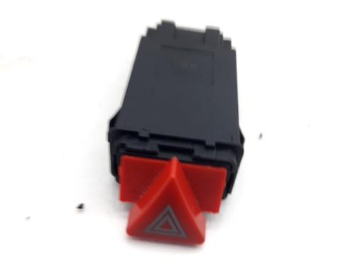 Used Warning switch AUDI A6 C5 Avant (4B5, 4B6) 2.5 TDI quattro (180 hp) 31011606