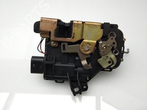 Venstre foran lås AUDI A6 C5 Avant (4B5) 1.8 T | BP23449256C98 
