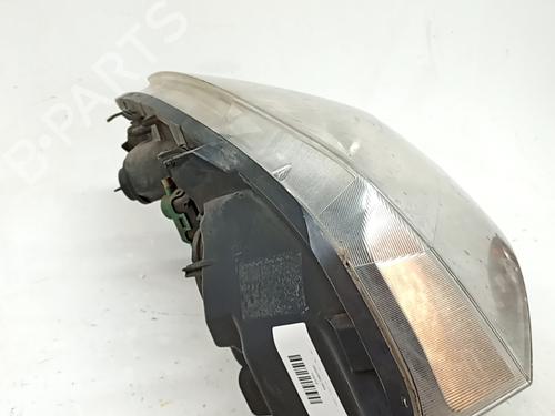 Left headlight RENAULT SCÉNIC II (JM0/1_) 1.5 dCi (JM1E, JM16) | BP32257649C28