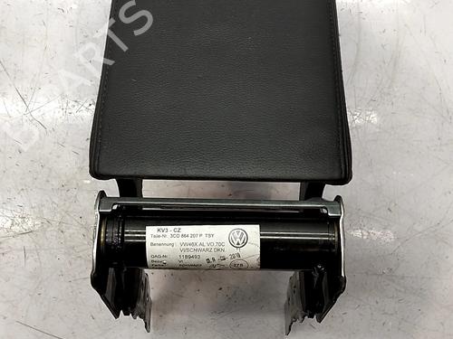 Used Armrest / Center console Armrest / Center console VW PASSAT B7 (362) 2.0 TDI (140 hp) 33767981 33767981