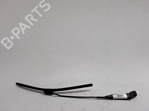 Used Front windshield wiper arm OPEL CORSA C (X01) 1.3 CDTI (F08, F68) (70 hp) 25737228