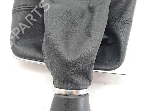 Used Shift knob VW GOLF VII (5G1, BQ1, BE1, BE2) 1.6 TDI (115 hp) 29302218