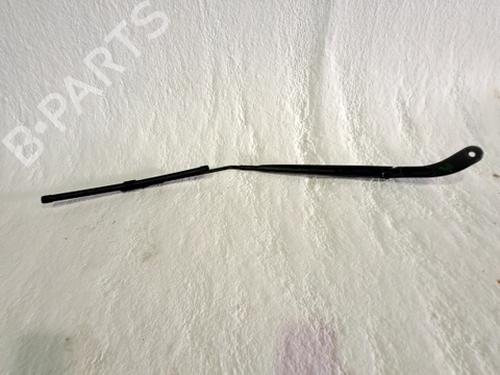 Used Front windshield wiper arm NISSAN QASHQAI I (J10, NJ10) 2.0 dCi (150 hp) 30610400