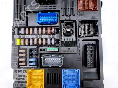 Used Fuse box Fuse box OPEL CORSA F (P2JO) 1.2 (68) (131 hp) 33766186 33766186