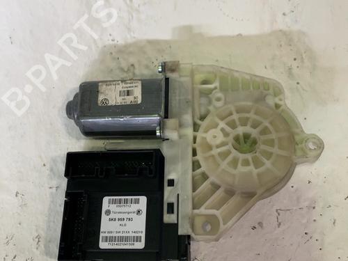 Left front window motor VW GOLF VI (5K1) 1.6 TDI | BP33764779E21 - Image 2