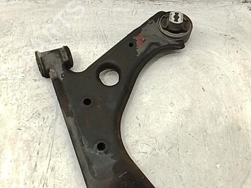 Used Left front suspension arm Left front suspension arm 37159584 37159584
