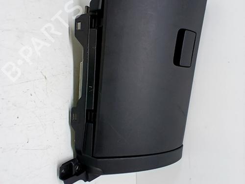 Handskerum MAZDA 6 Saloon (GJ, GL) 2.2 D (GJ2FP) (150 hp) 30772259