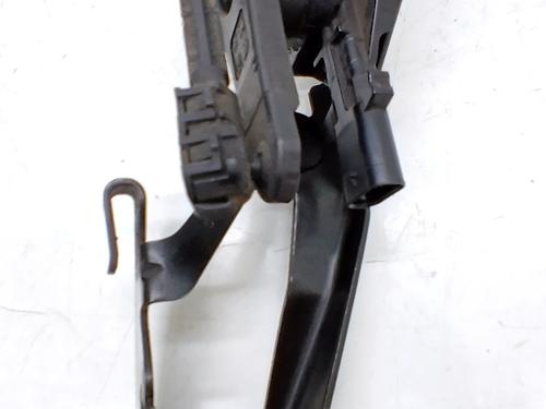 Used Electronic sensor Electronic sensor OPEL CORSA F (P2JO) 1.2 (68) (131 hp) 33766188 33766188