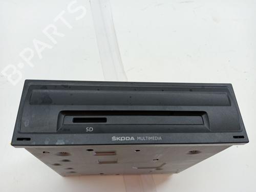 Used Radio SKODA OCTAVIA III Combi (5E5, 5E6) 1.6 TDI (110 hp) 23363739