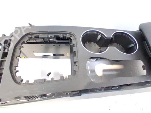 Console centrale Console centrale RENAULT TALISMAN (LP_) 1.7 Blue dCi 120 (LPA7) (120 hp) 33841909 33841909