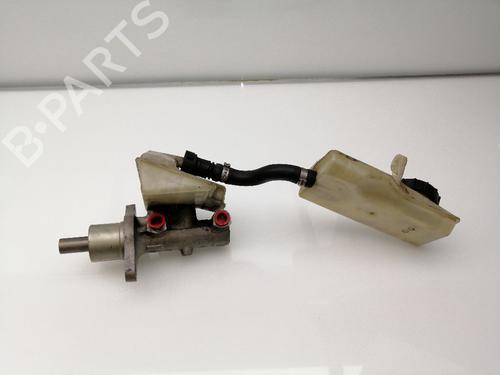 Used Brake master cylinder FORD FOCUS II (DA_, HCP, DP) 1.6 TDCi (109 hp) 23649446