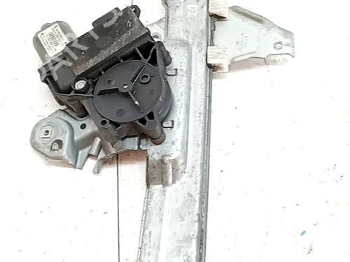 Rudehejsemekanisme ventre foran Rudehejsemekanisme ventre foran PEUGEOT 308 SW I (4E_, 4H_) 1.6 HDi (109 hp) 33761603 33761603