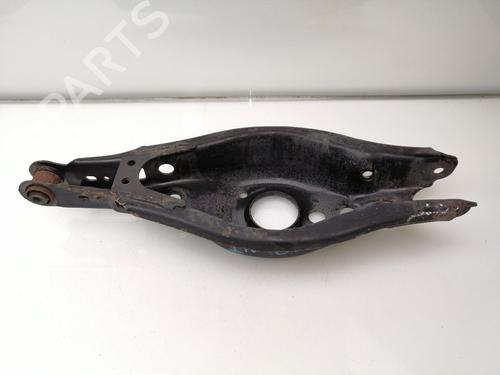 Used Right rear suspension arm TOYOTA AURIS (_E18_) 1.6 (ZRE181_, ZRE185_, ZRE185R, ZRE181R) (132 hp) 26169295