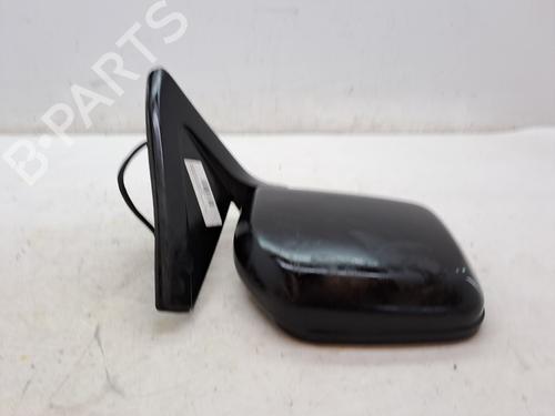 Used Right mirror MITSUBISHI PAJERO CLASSIC (V2_W, V6_W, V7_W) 2.5 TD (V24W) (115 hp) 23361712