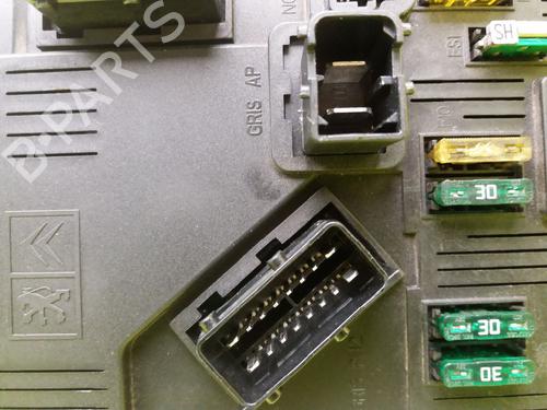 Fuse box PEUGEOT 407 (6D_) 2.0 HDi 135 (6DRHRH, 6DRHRE, 6DRHRG, 6DRHRJ) | BP23935468E1 