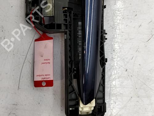 front-right-exterior-door-handle-mercedes-benz-c-class-w204-2007-2008-2009-2010-2011-2012-2013-2014-2015-33769246 main image