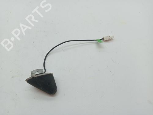 Used Antenna/Base VW GOLF V (1K1) 2.0 TDI (140 hp) 23357006