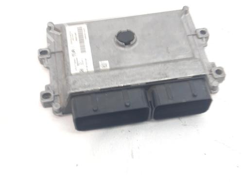 Used Engine control unit (ECU) Engine control unit (ECU) CITROËN C3 III (SX) 1.2 PureTech 82 (83 hp) 33761879 33761879