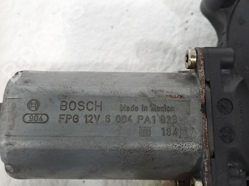 Right front window motor MERCEDES-BENZ M-CLASS (W163) ML 270 CDI (163.113) | BP26544495E20 