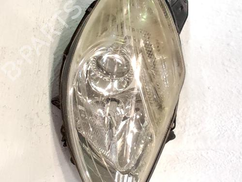 Used Right headlight Right headlight CITROËN C8 (EA_, EB_) 2.2 HDi (128 hp) 35968201 35968201