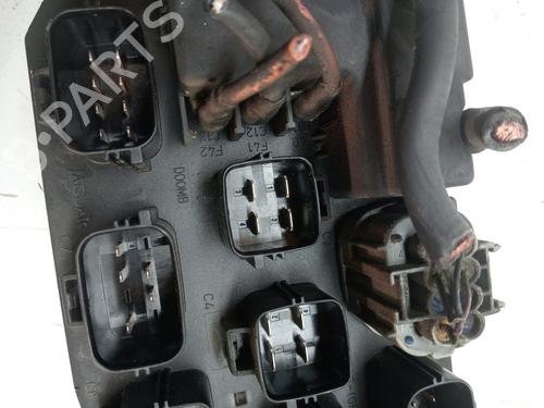 Fuse box JAGUAR X-TYPE I (X400) 2.0 D | BP23373422E1 
