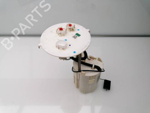 Used Fuel pump TOYOTA HILUX VIII Pickup (_N1_) 2.4 D 4WD (GUN125_, GUN125R) (150 hp) 26210155