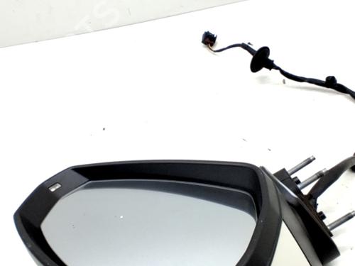 BP32257117C27 main image