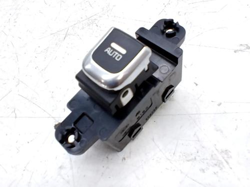 right-rear-window-switch-kia-carens-iv-2013-36665759 main image