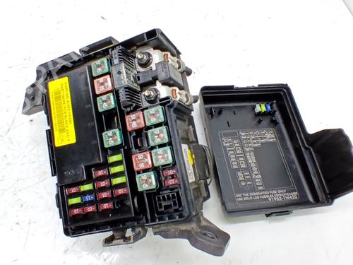 Used Fuse box KIA RIO III (UB) 1.2 CVVT (84 hp) 32257285