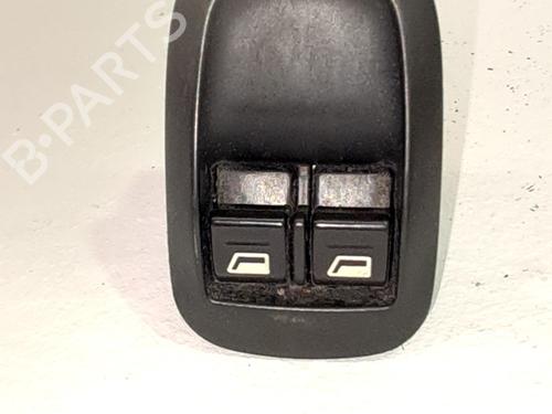 Used Left front window switch Left front window switch PEUGEOT 206 Hatchback (2A/C) 1.4 i (75 hp) 34496921 34496921
