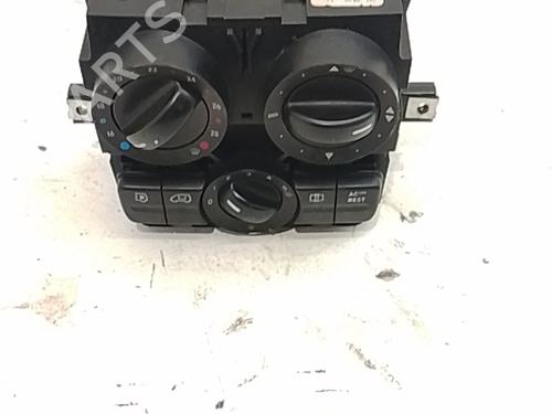 Used Climate control Climate control 38419311 38419311