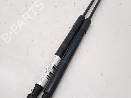Used Tailgate lift support TOYOTA YARIS (_P13_) 1.0 (KSP130_, KSP130) (69 hp) 26950544